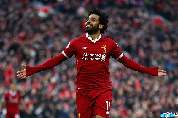 Bạn biết được gì về tiểu sử cầu thủ Salah?